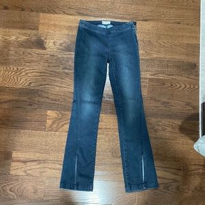 Free people flare denim. Slit up front of leg. So on trend. Size 27.
